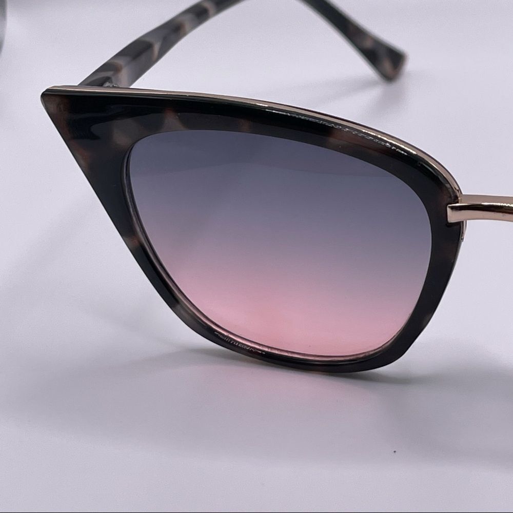 Gray Shade Tortoise Shell Cat Eye with Gold Trim and Bridge - Picture 4 of 8